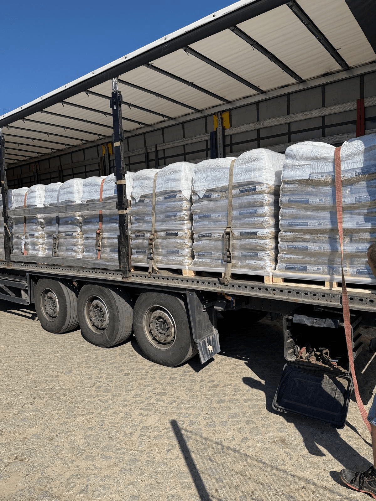 PELLET DRZEWNY GERMAN FLAMES — Pellet
